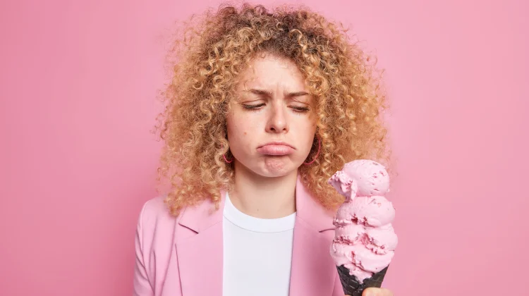 Kenapa Kepala Nyut-nyutan setelah Makan Es Krim? Ini Faktanya