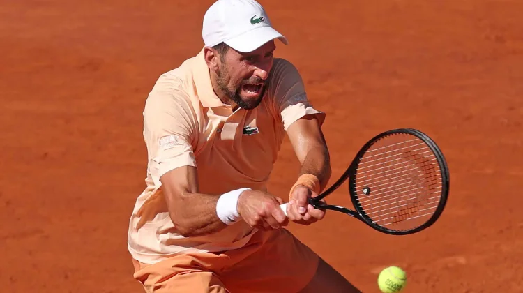 Tundukkan Royer, Djokovic Melaju ke Babak 3 Roland Garros