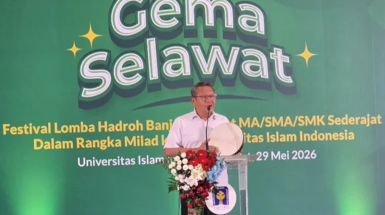 Momen Bahagia Diakhir Jabatan Rektor UII, Fathul Wahid di Gema Selawat