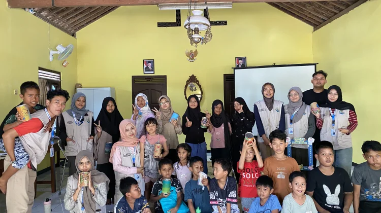 Ajarkan Literasi Finansial, Mahasiswa PLK UNY Adyaswara Gelar Edukasi Keuangan