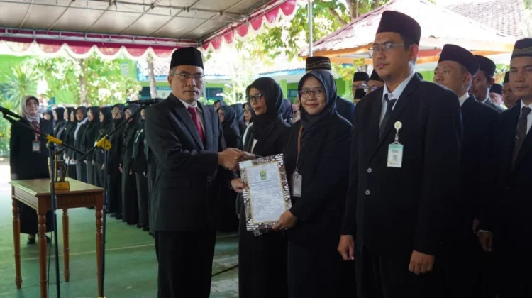 137 Kepala Sekolah di Bantul Resmi Dikukuhkan dan Dilantik