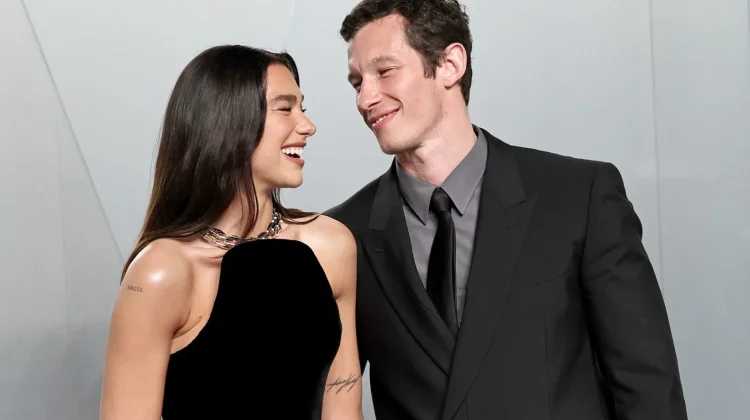 Dua Lipa dan Callum Turner Resmi Menikah Secara Intim di London