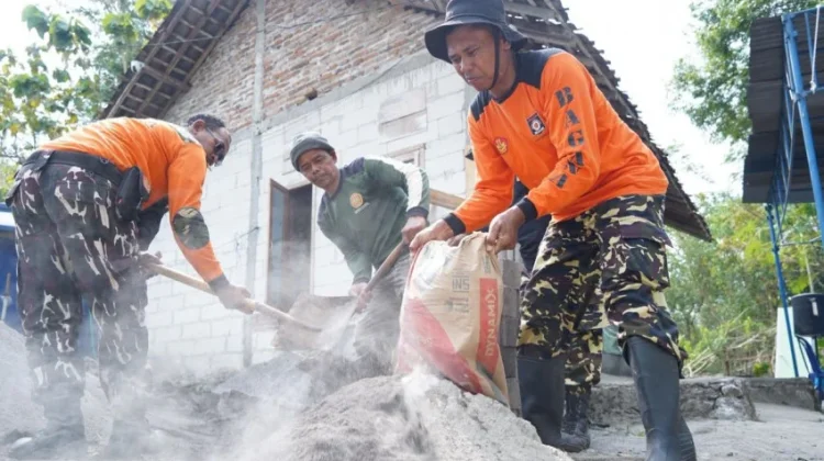 Wujud Kebermanfaatan, GP Ansor Bantul Bedah Rumah Warga di Lima Titik