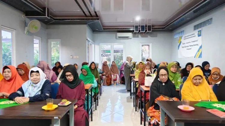 Pentingnya Belajar Dakwah Digital bagi Lansia