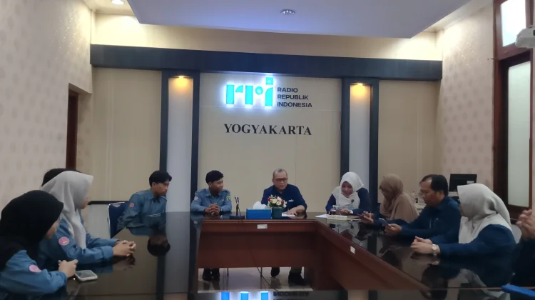 Jangkauan Luas RRI Yogyakarta buat Mahasiswa IPMPY Tertarik Bersinergi