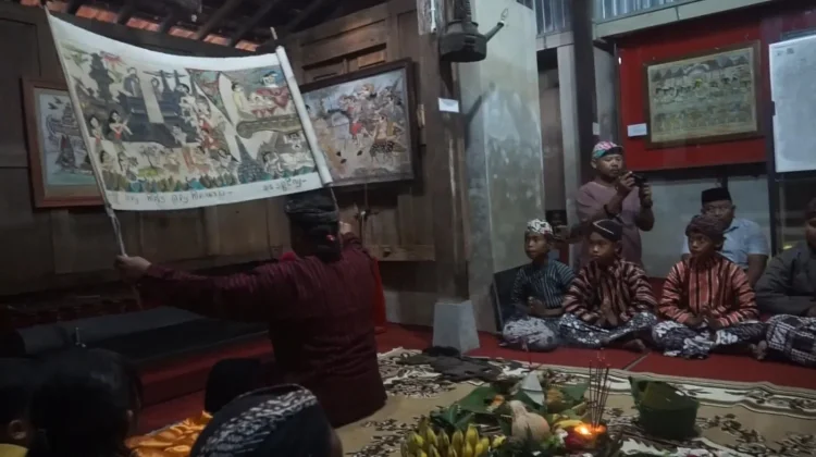 Menyelami Hubungan Menjaga Lingkungan dan Pancasila dalam Festival Wayang Beber
