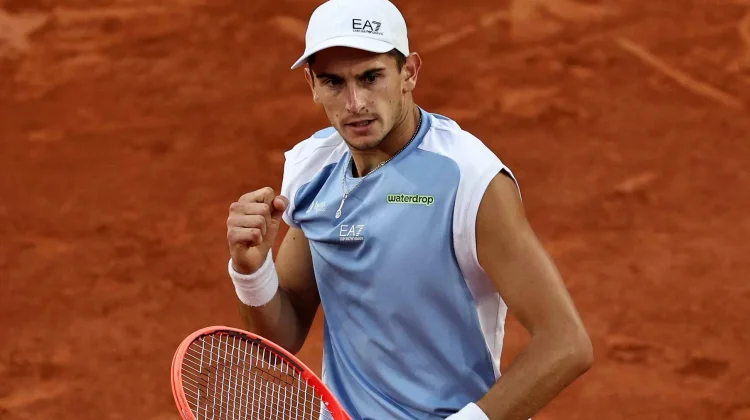 Matteo Arnaldi Melaju ke Perempatfinal Roland Garros