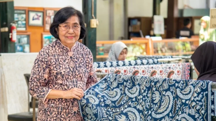 Batik Winotosastro, Pelestari Batik Tulis Legendaris