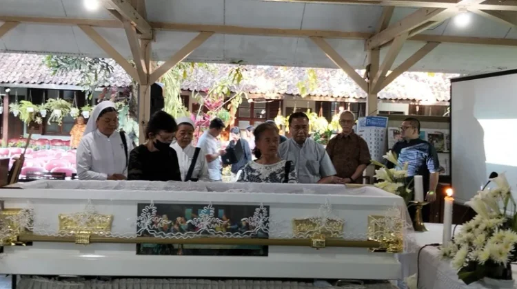 Misa Requiem Romo Bernhard Kieser