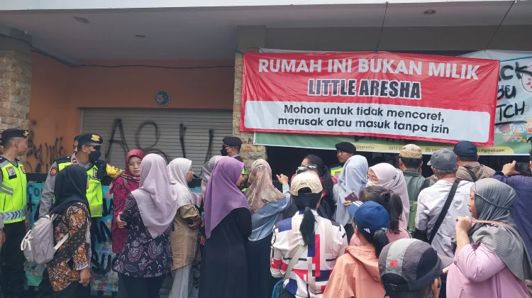 Belasan Tersangka Ikuti Rekonstruksi Kasus Daycare Little Aresha