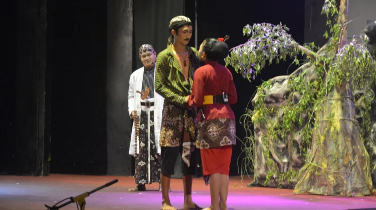 Kolaborasi FBSB UNY dan RRI Yogyakarta: Hidupkan Seni Ketoprak ke Generasi Muda