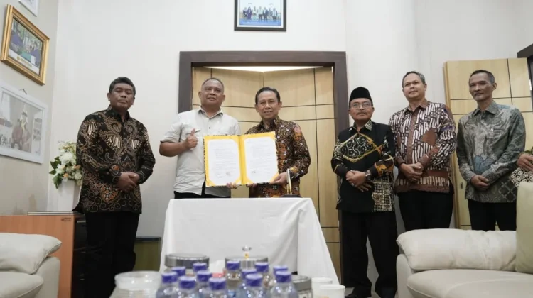 Pemkab Sleman Gandeng UII, Jalankan Program “Pratu Kemis Sarjana”