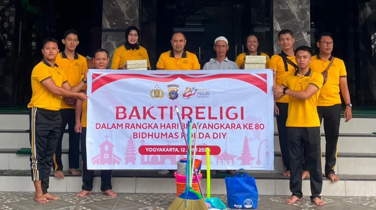 Sambut Hari Bhayangkara ke-80, Polda DIY Gelar Bakti Religi di Tempat Ibadah