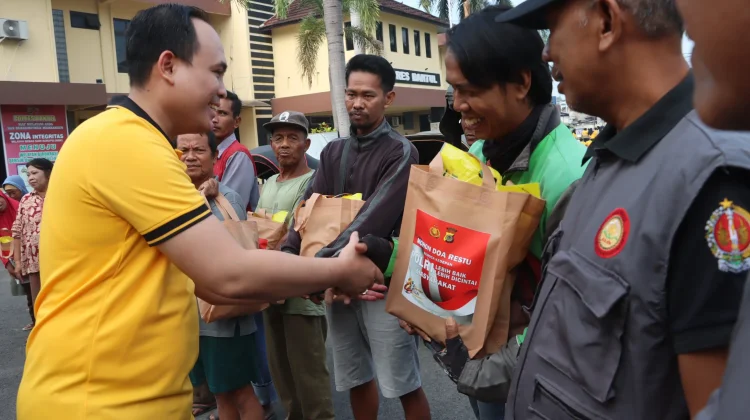 Sambut Hari Bhayangkara, Ratusan Paket Sembako Dibagikan Jajaran Polres Bantul