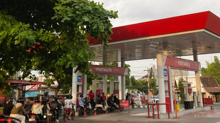 Harga BBM Naik, Sri Sultan Imbau Warga Hidup Hemat