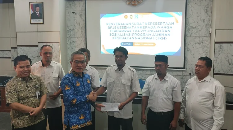 Ratusan Warga Terdampak TPA Piyungan Terima Bantuan BPJS Kesehatan