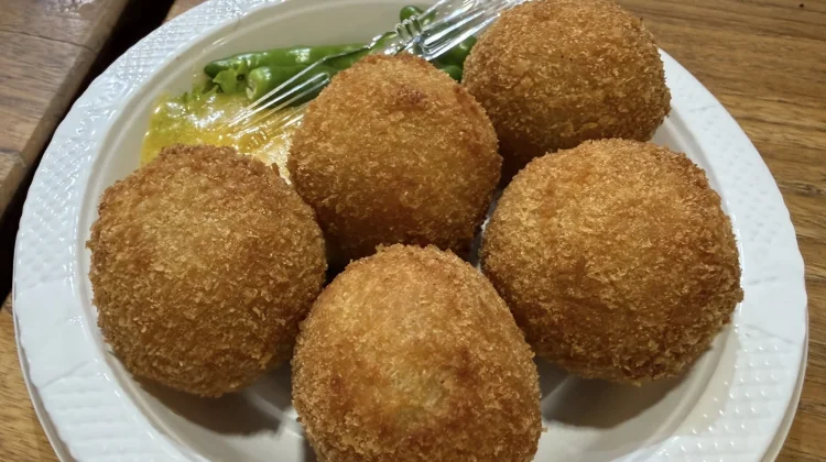 Kroket Mini dengan Mayonaise, Camilan Praktis Menggugah Selera