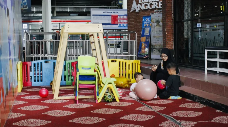 Ada Area Bermain dan Permainan Congklak di Daop 6 Selama Libur Sekolah