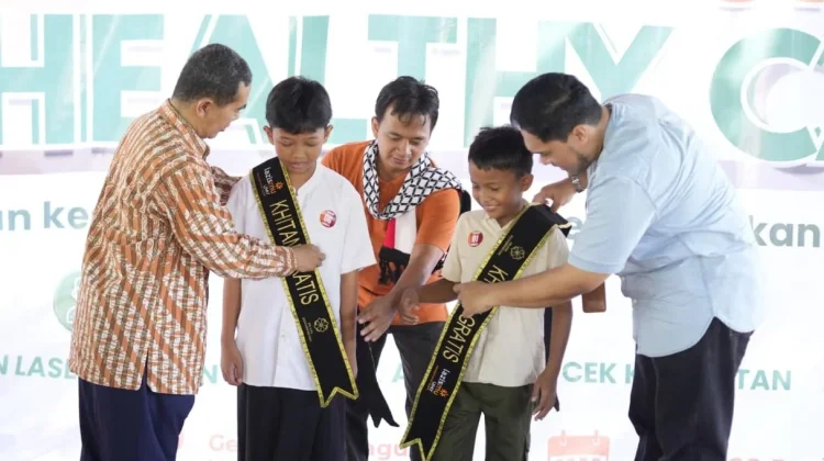 Ratusan Anak Ikut Program Khitan Modern