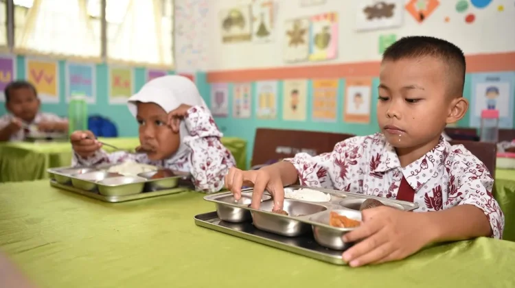 Program MBG Dihentikan Sementara, ini Tanggapan Pakar