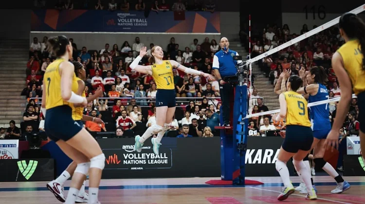 Brasil Pertahankan Puncak Klasemen sementara VNL