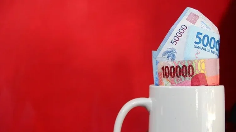 Gaji 8 Juta termasuk penghasilan rendah, ini kata Pakar Ekonomi
