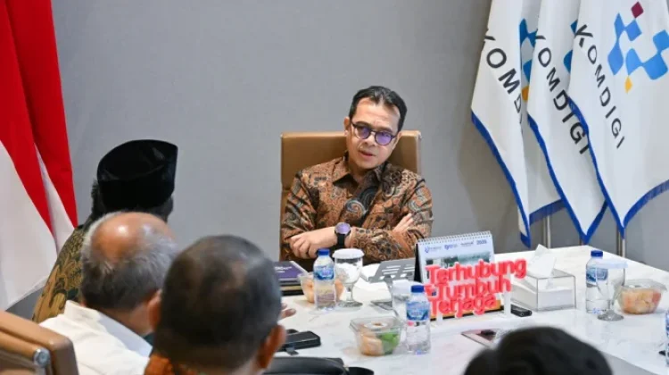 Siapkan Santri di Dunia Kerja, Kemkomdigi Siapkan Pelatihan dan Sertifikasi