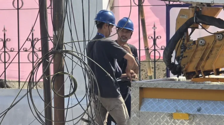 Bebaskan Yogyakarta dari Sampah Visual, Wali Kota Targetkan Ducting 11 Km Kabel FO