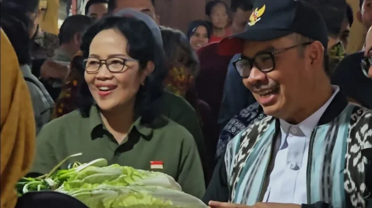 Menjaga Pasar Rakyat Menjadi Ruang Ekonomi yang Nyaman Bebas dari Sampah
