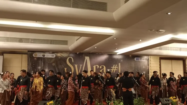 Dana Tembus Ratusan Juta, Vocalista Paradisso Galang Dana lewat Konser dan Ngamen