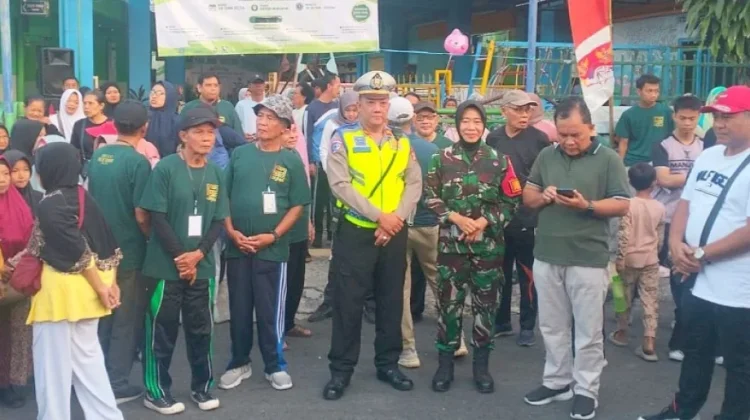 Pengamanan Jalan Sehat  Peringati Milad Masjid Mubaroq