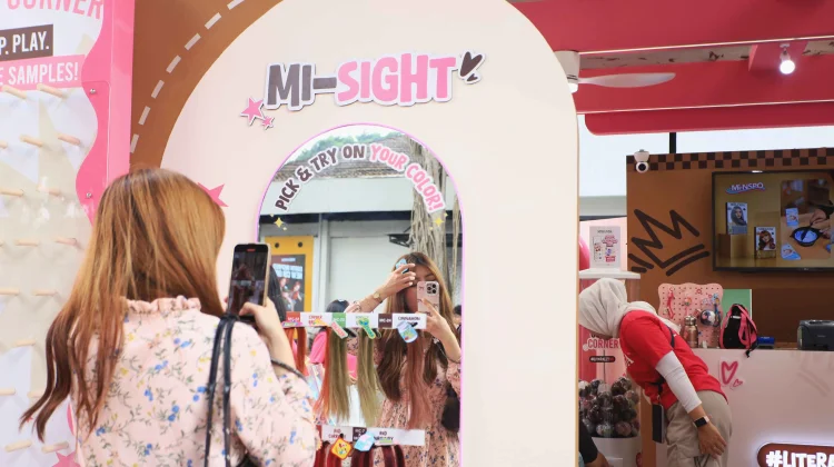 Pengalaman 3 Hari Berekspresi dengan Rambut di Miranda Color Corner