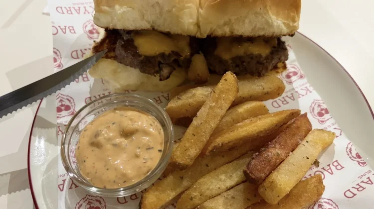 Bun Burger Hadirkan Cita Rasa Juicy Bisa Menjadi Favorit Penikmat Kuliner