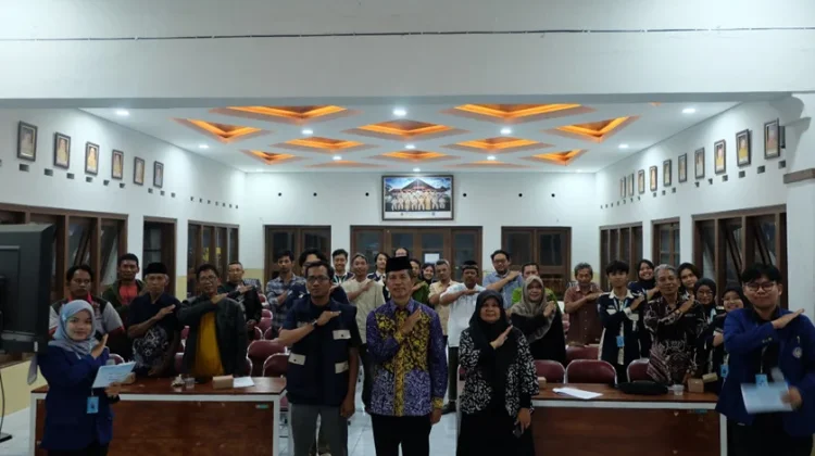 UNY Bentuk GAPOKKAN Perkuat Perikanan Sidoagung Berkelanjutan Bersama