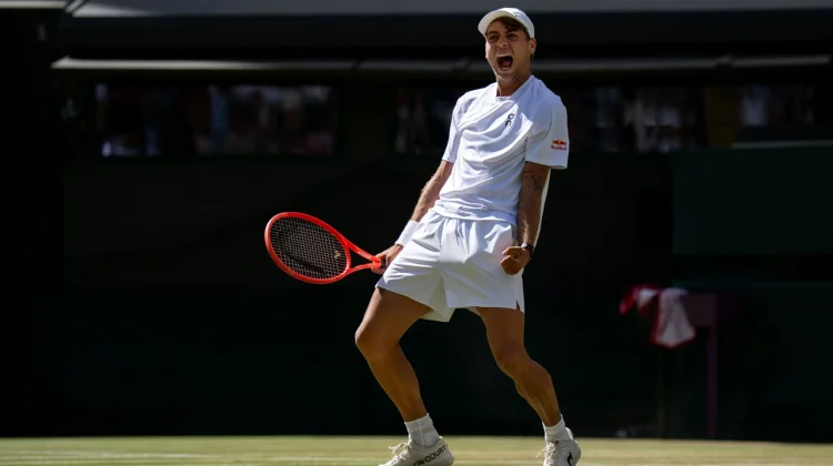 Kalahkan De Minaur, Cobolli Raih Perempatfinal Wimbledon Kedua Berturut-turut