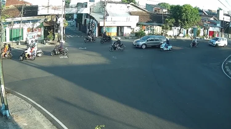 Prakiraan Cuaca Jumat, Cerah hingga Berawan Sepanjang Hari di Seluruh Wilayah DIY