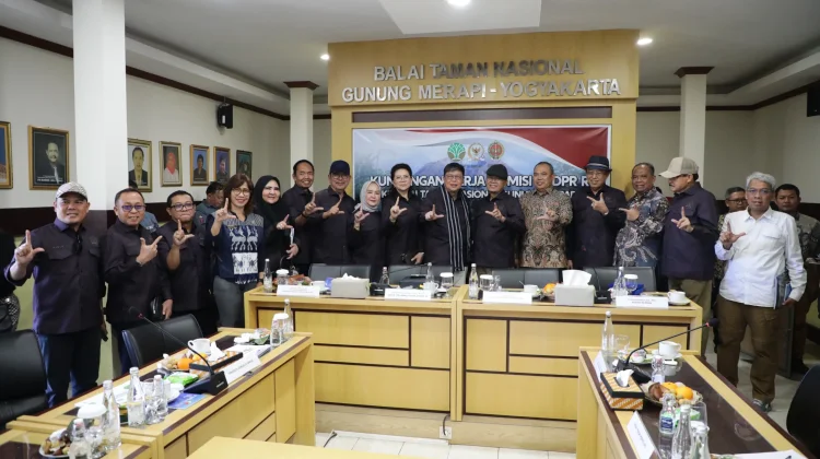 Tambang dan Pendakian Ilegal Jadi Tantangan Pengelolaan Kawasan Konservasi TNGM