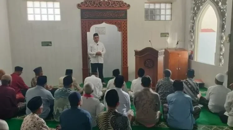 Pelayanan KUA Kemantren Ngampilan Melalui Program Sambang Masjid Al Amin