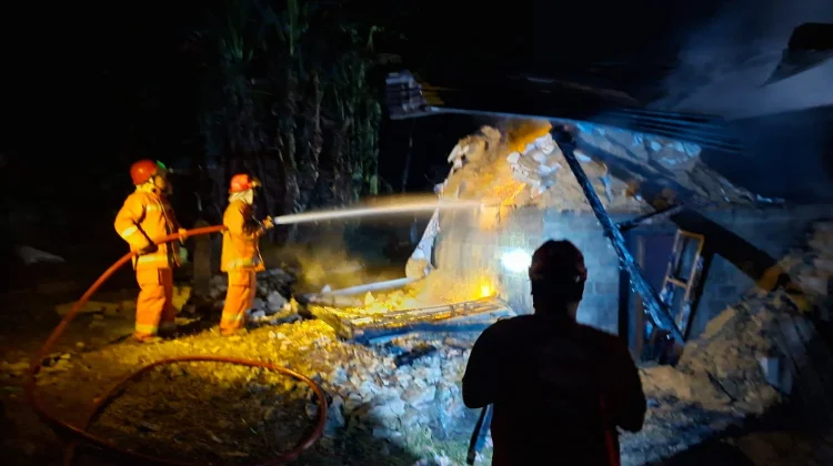Kandang Ayam di Pengasih Terbakar, Kerugian Ditaksir Capai Rp250 Juta