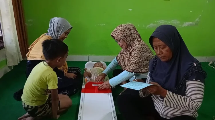 Cegah Stunting, Warga Cebongan Lor Rutin Gelar Posyandu dan Bagikan PMT