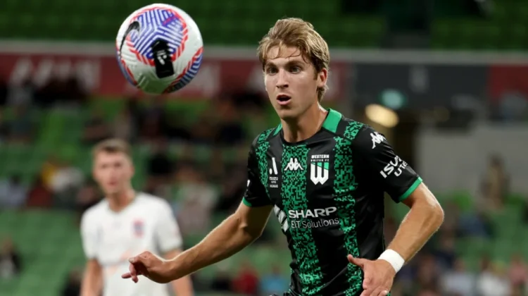 Luke Vickery Disumpah sebagai WNI, Agung Rektono Seto Beri Dukungan Penuh