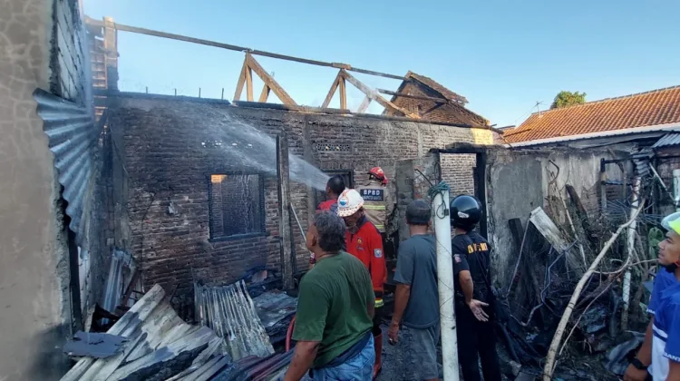 Rumah Warga di Panggungharjo Sewon Ludes Dilahap Si Jago Merah