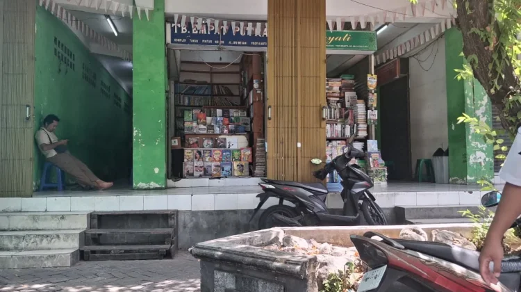 Tahun Ajaran Baru 2026, Pasar Buku Taman Pintar Masih Sepi Pembeli