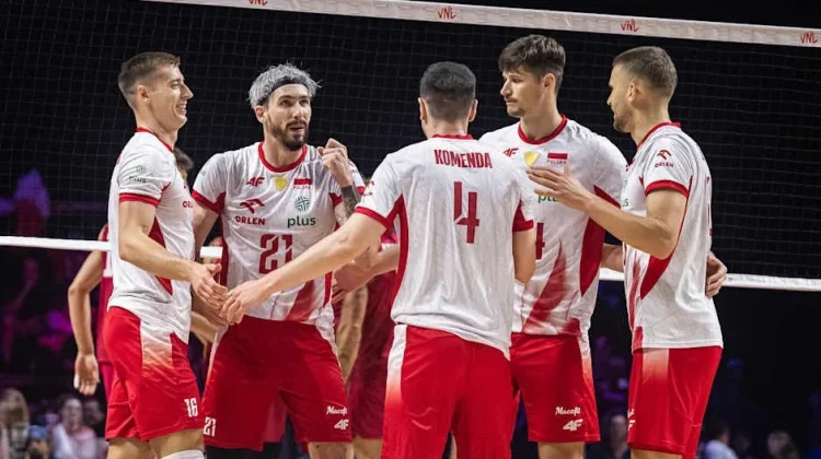 Juara Bertahan Polandia Taklukkan Amerika Serikat lewat 3 Set Langsung