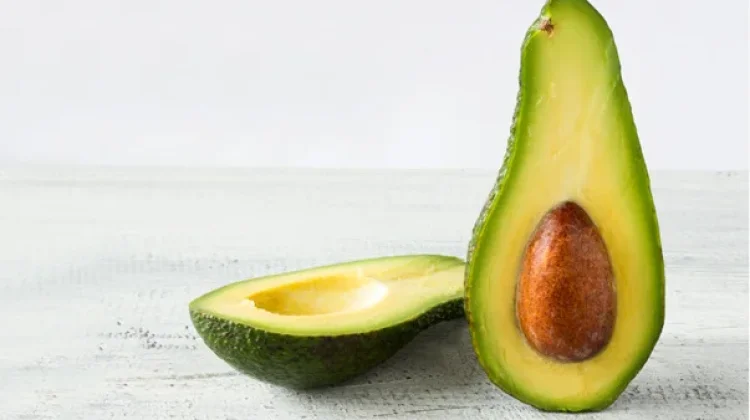 Alpukat Kaya Nutrisi Bantu Jaga Jantung dan Kesehatan Kulit