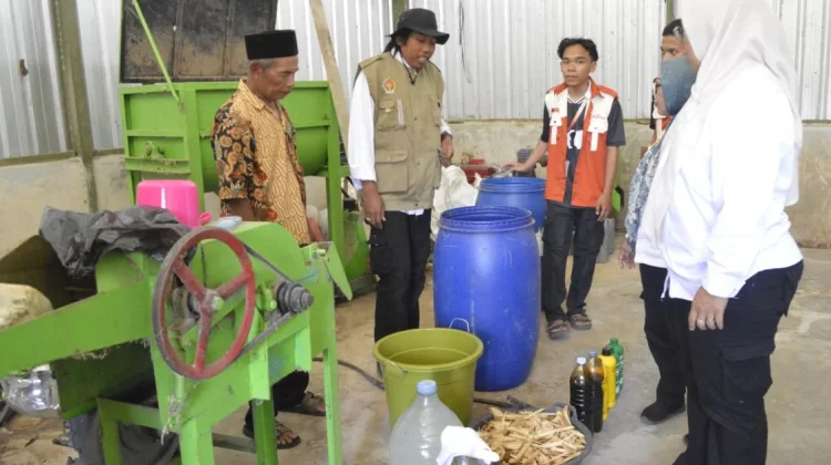 Kreatif, Warga Giripurwo Olah Limbah Menjadi Pupuk Berdayaguna