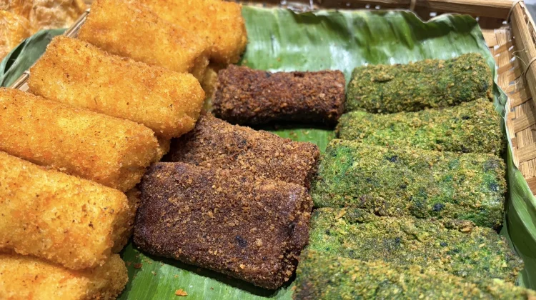Resoles Aneka Isian dari Sayur hingga Matcha Kian Diminati