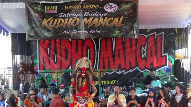 Paguyuban Jathilan Satriyo Budoyo  Kudho Mancal Pukau Warga Gamping