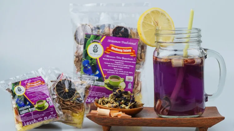 Wedang Bunga Telang Rumahan Tawarkan Minuman Herbal Sehat