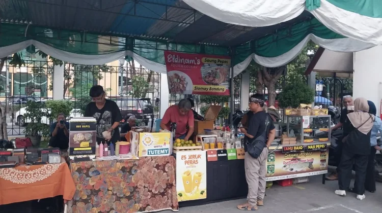 Bazar UMKM Semarakkan Kirab Budaya Hari Koperasi dan UMKM Nasional 2026
